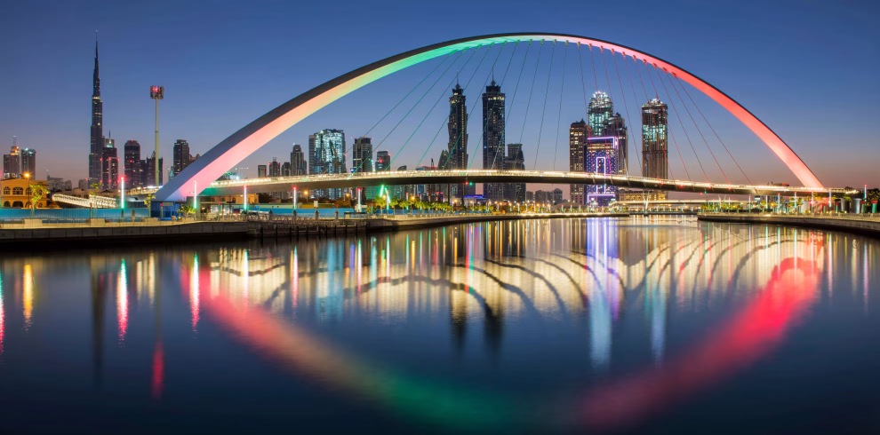 Dubai Sky-High Luxury & Cityscape Retreat